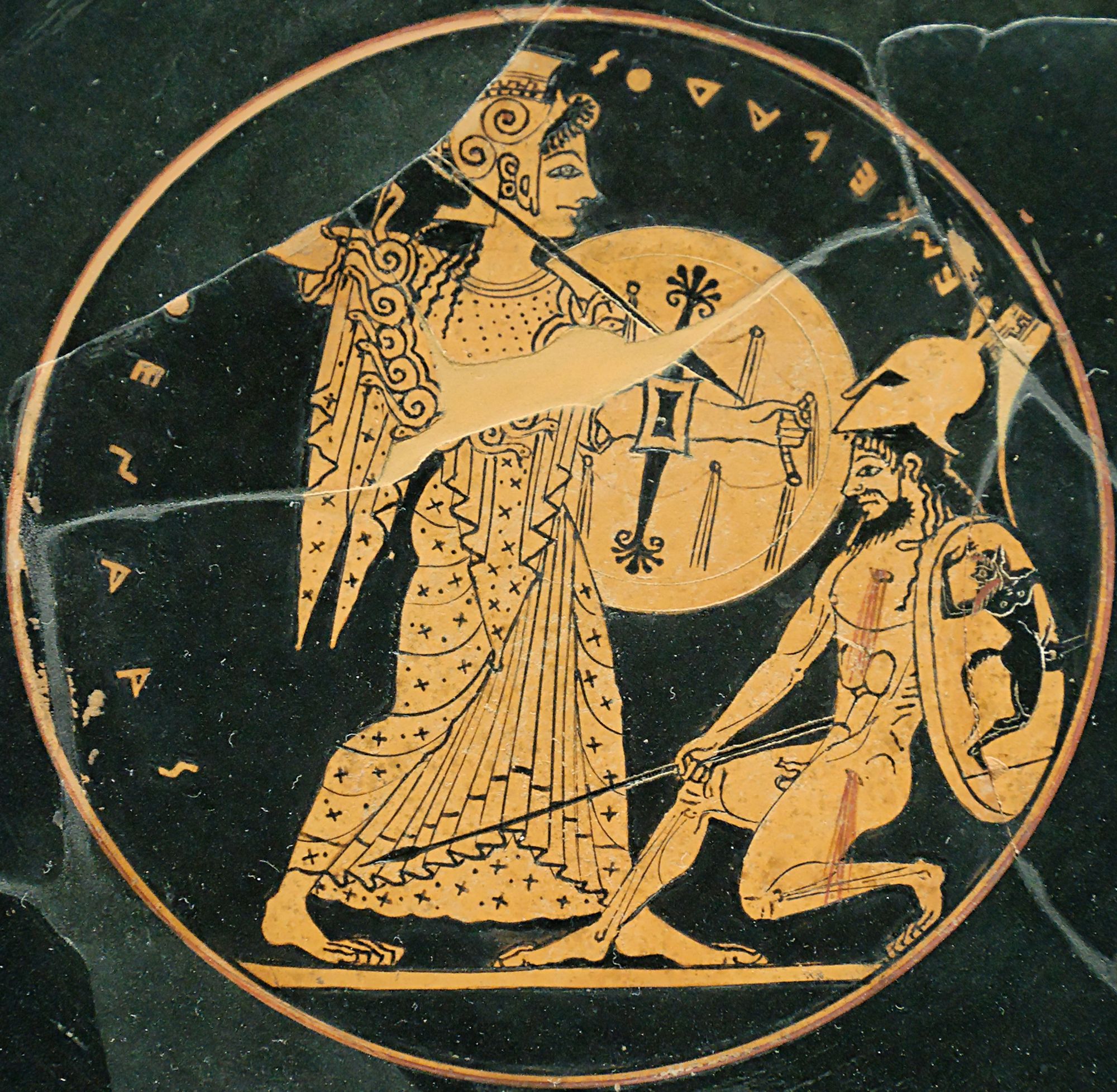 Atenea y Encélado luchando. Interior de un plato ático con tallo de figura roja.